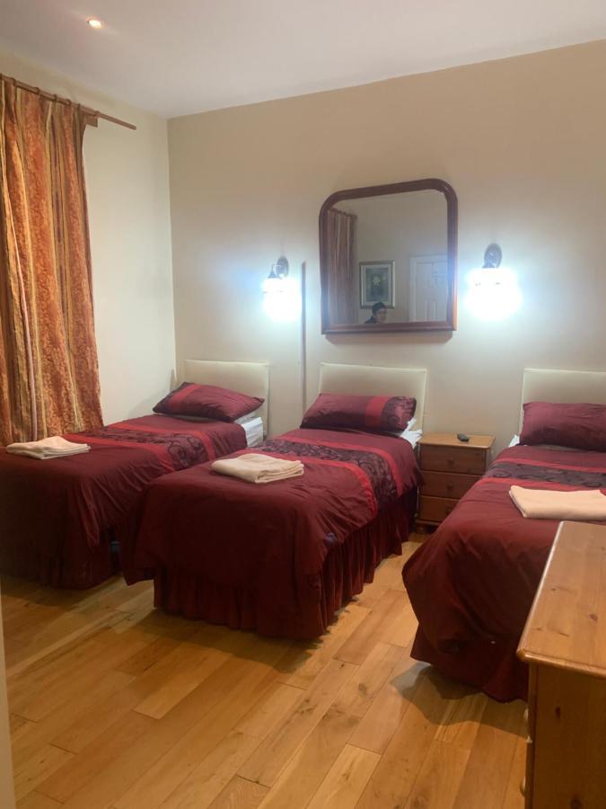 The Dharma Lodge Enfield Buitenkant foto