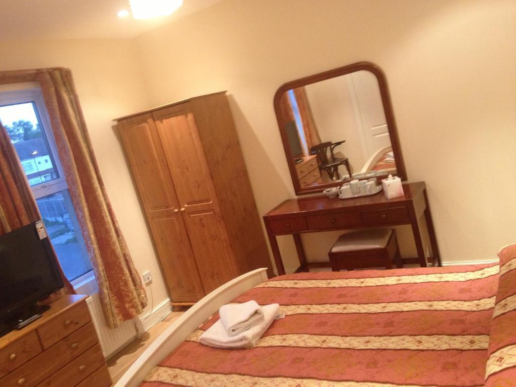 The Dharma Lodge Enfield Kamer foto