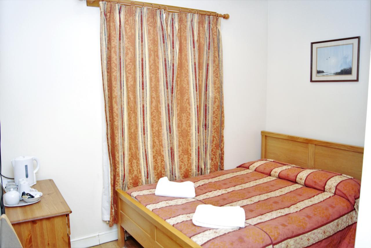 The Dharma Lodge Enfield Buitenkant foto
